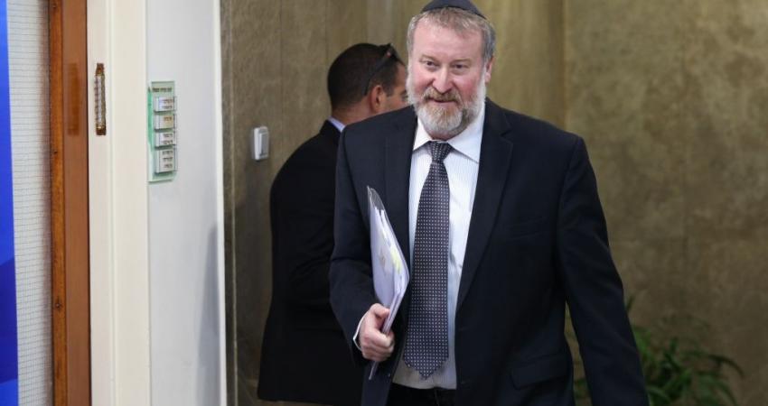 أفيحاي مندلبليت