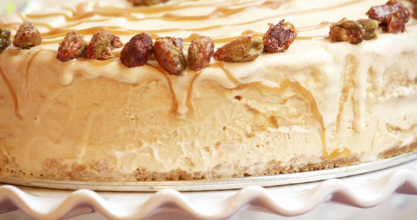 8131-ice-cream-cake-with-caramel