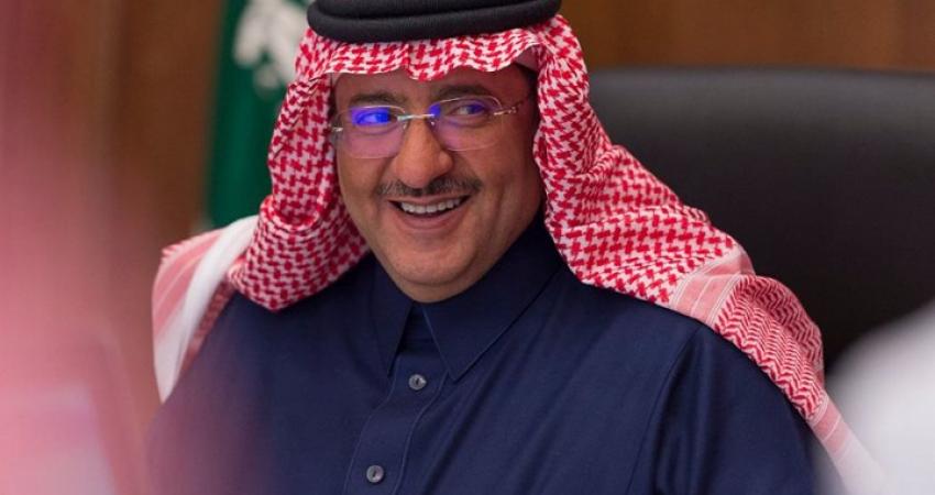 حسابات سعودية تشن حملة ضد ابن نايف.. 