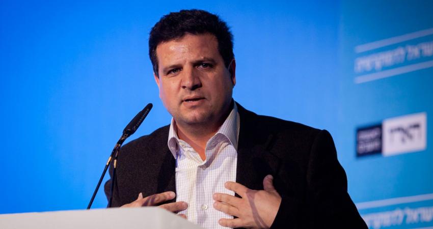 النائب عودة يخطب بالكنيست تضامنًا مع المدني