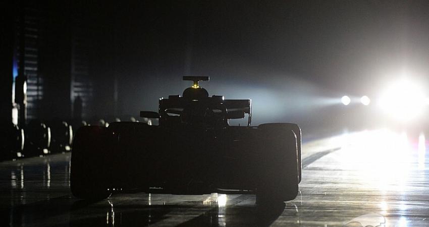 f1-mercedes-amg-f1-w09-launch-