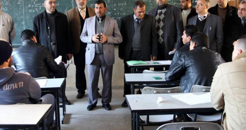 امتحان توظيف معلمين جدد في غزة