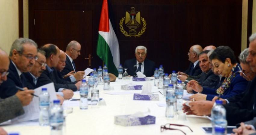 محمود عباس واللجنة التنفيذية