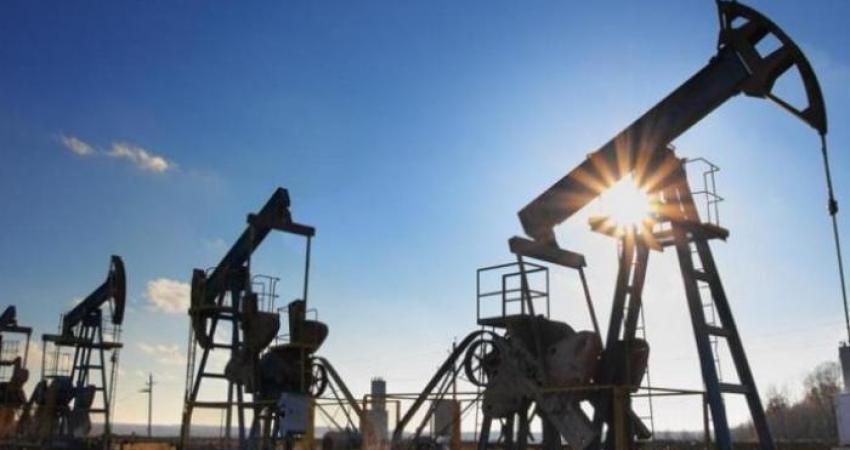 140-080213-oil-drops-amid-fears-global-economic-slowdown_700x400