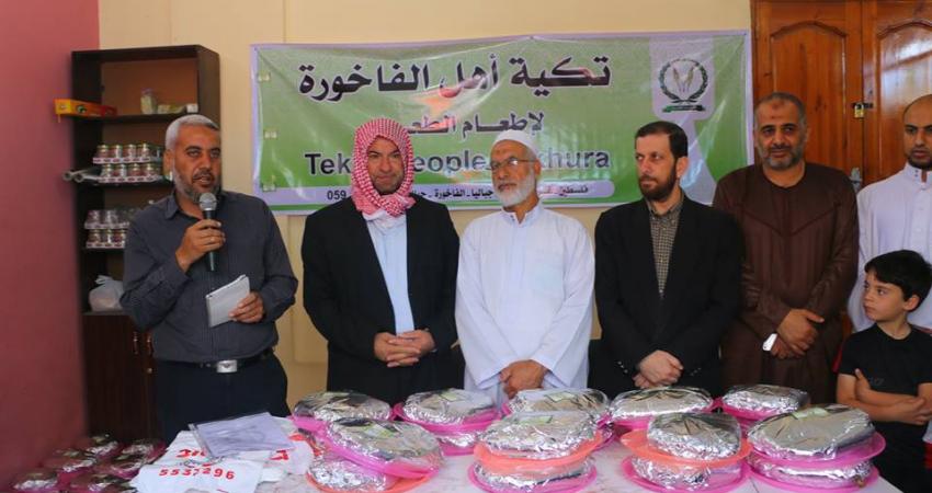 افتتاح حركة حماس تكية لإطعام الفقراء بجباليا