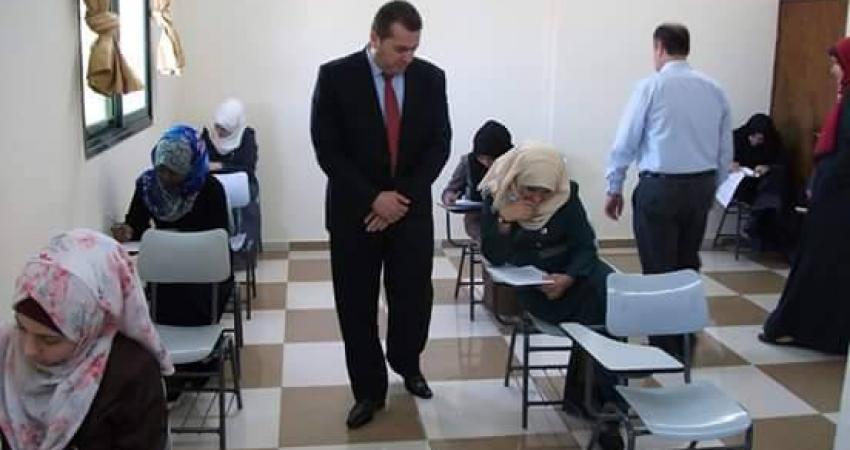 امتحانات نهائية في جامعة فلسطين