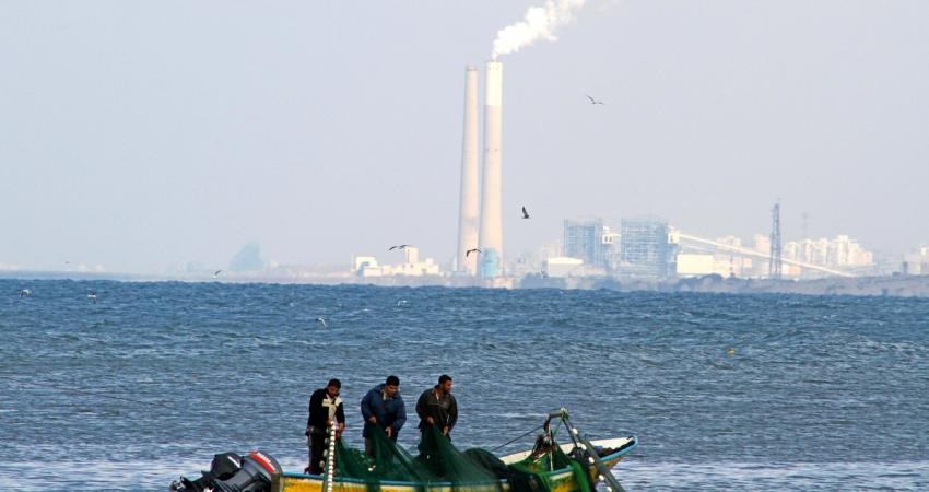 صيادون في بحر غزة