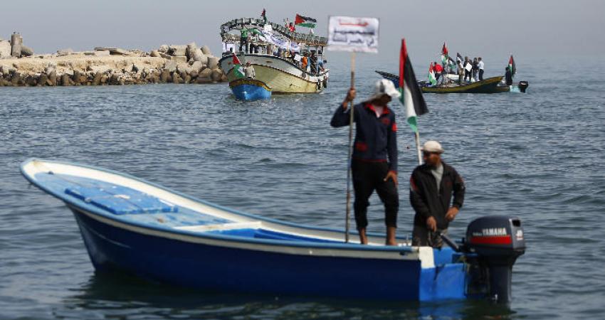 قارب صيد فلسطيني