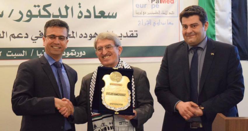 12939534_1601369276849870_1934069311_n