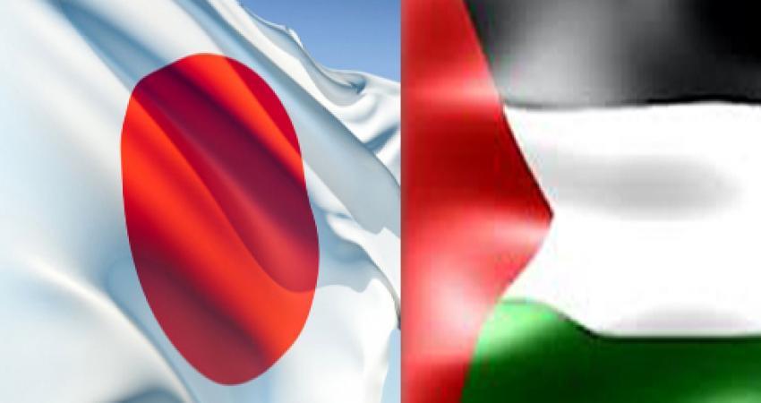 وقع سفير الشؤون الفلسطينية، وممثل اليابان لدى السلطة الفلسطينية تاكيشي أوكوبو، مع  ممثلي بلدية حوارة، واتحاد الشباب الفلسطيني، منحتين، اليوم الثلاثاء، ضمن برنامج منح المساعدات للمشاريع الأهلية والأمن الإنساني (GGP).   وتم توقيع المنحتين في مقر الممثلية، ب