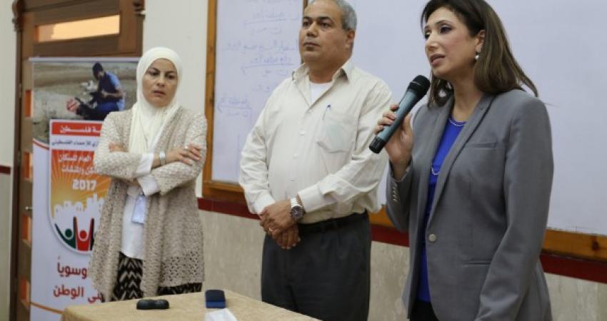  رئيسة جهاز الإحصاء الوزيرة علا عوض