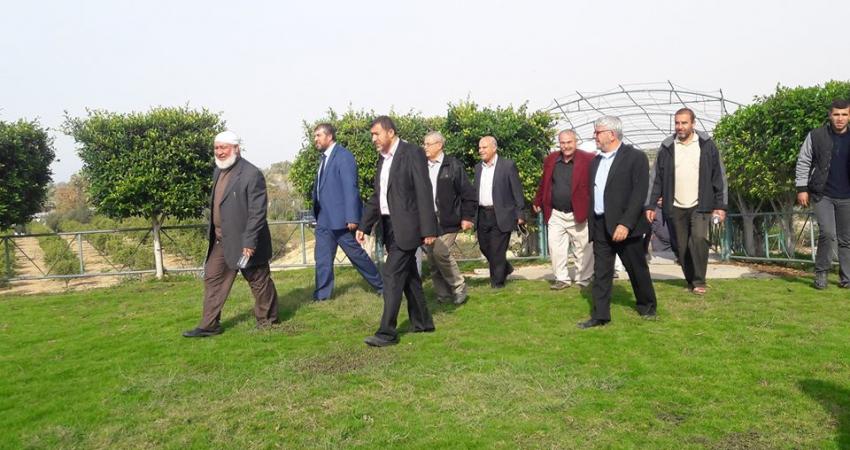 نظمت دائرة العلاقات العامة والإعلام لحركة المقاومة الإسلامية حماس بمدينة جباليا شمال غزة جولة زيارات تفقدية للمشاريع الحيوية والخدماتية بجباليا. وشارك في الجولة وجهاء ومخاتير ورجال اصلاح وشخصيات اعتبارية ولفيف من المثقفين والأكاديميين ورؤساء المؤسسات الاغ