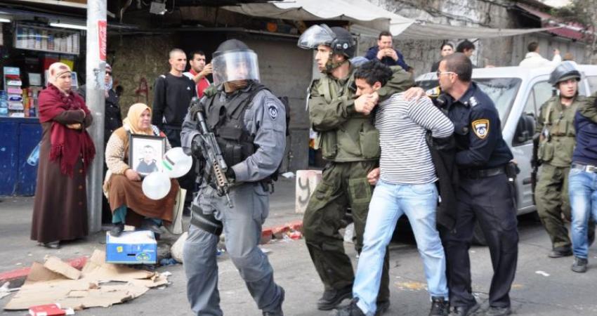 اعتقال شابين من القدس وتحرير مخالفات مرورية "كيدية"