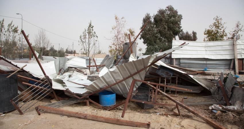 جرافات الاحتلال تهدم 4 شقق سكنية في القدس