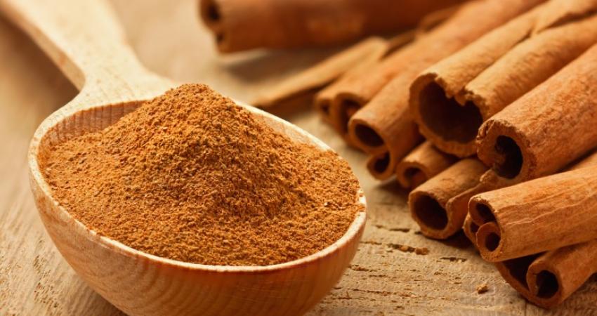 cinnamon-spoon-shutterstock-11.07.13