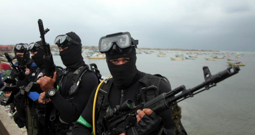 يديعوت: القسام يطور قدراته البحرية ويمتلك مئات الغواصين