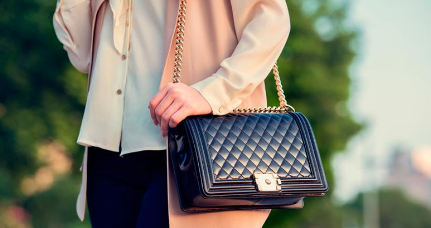 1-handbag-thumb-19-09-2017
