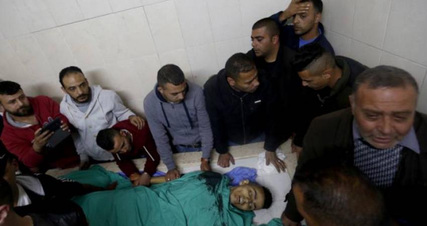 استشهاد طفل في مخيم الجلزون