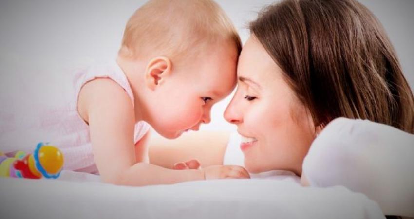 الأطفال يرثون ذكاءهم من أمهاتهم