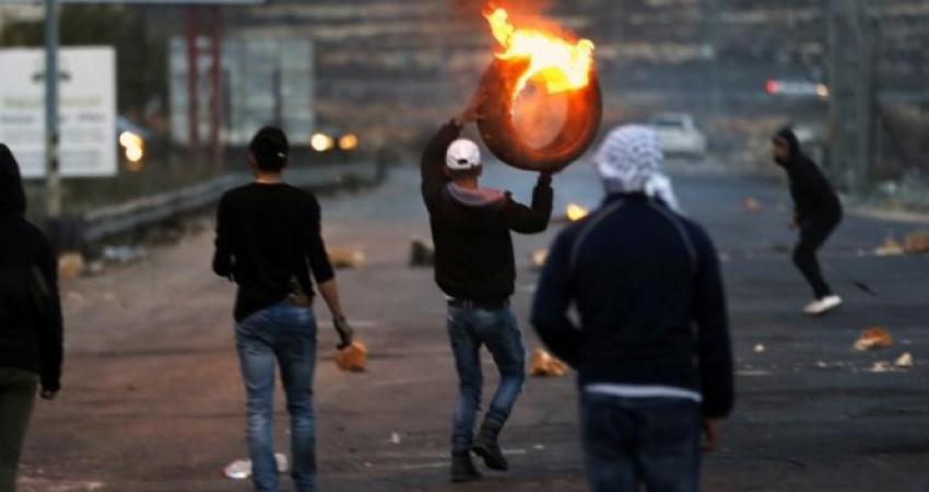 مسيرات غضب في عدة مدن فلسطينية تنديدا بإعلان ترامب