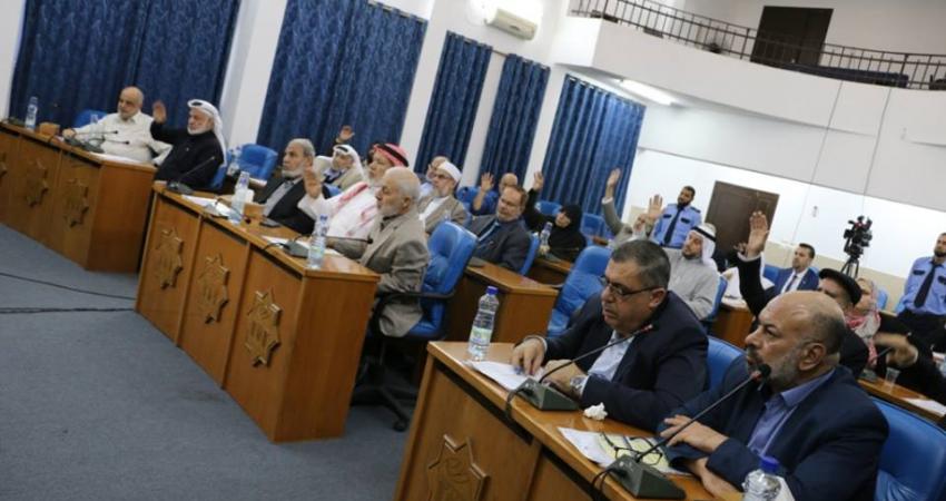 نواب يطالبون بإعادة تفعيل المجلس التشريعي