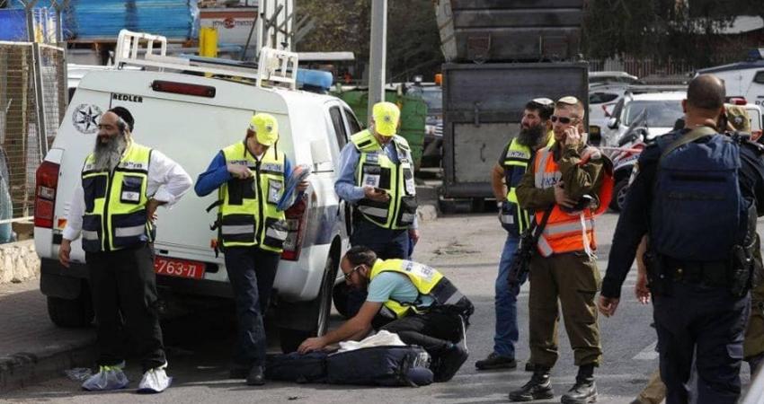 مقتل مستوطنين وإصابة آخرين في قصف عسقلان
