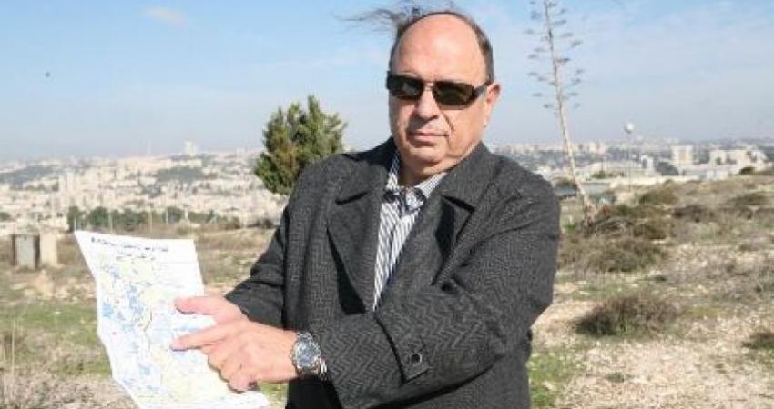 وزير شؤون القدس المحافظ عدنان الحسيني