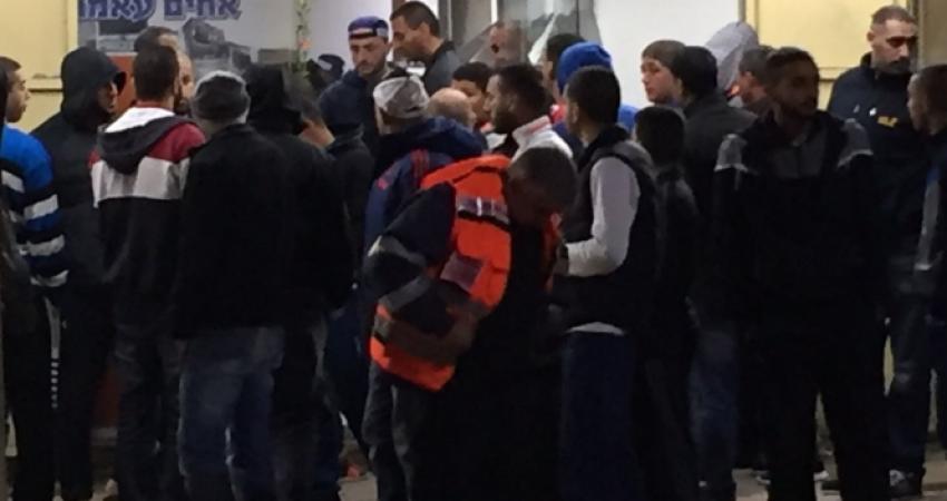 تسود أجواء من الغضب والقلق في البلدات العربية العرب، في ظل استشراء العنف والجريمة في الآونة الأخيرة، وسط تقاعس الشرطة وصمت المجتمع وازدياد جرائم القتل.  وسقط خلال شهر ونصف الشهر 10 قتلى عرب في البلاد في جرائم القتل، وهم: عبد عياش، 34 عاما من يافا، ضحية جر