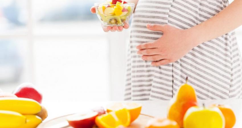 دراسة: الفواكه للحامل تزيد ذكاء وليدها