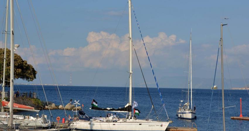 "زيتونة" تصل بعد يومين للمياه الإقليمية الفلسطينية والاحتلال يستعد لاعتراضها