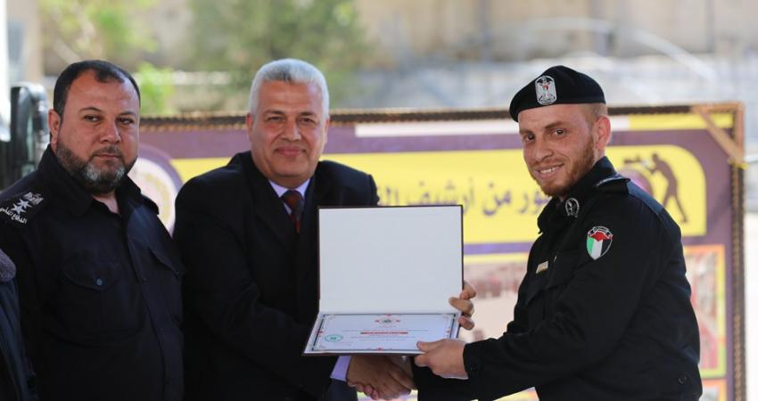 غزة: الدفاع المدني يحتفل بتخريج دوراته التخصصية