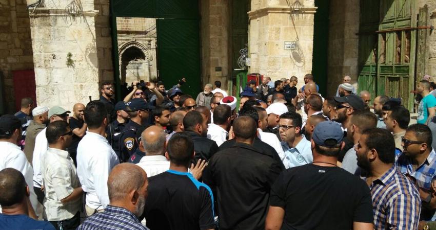 اعتداء شرطة الاحتلال على المصلين في الأقصى