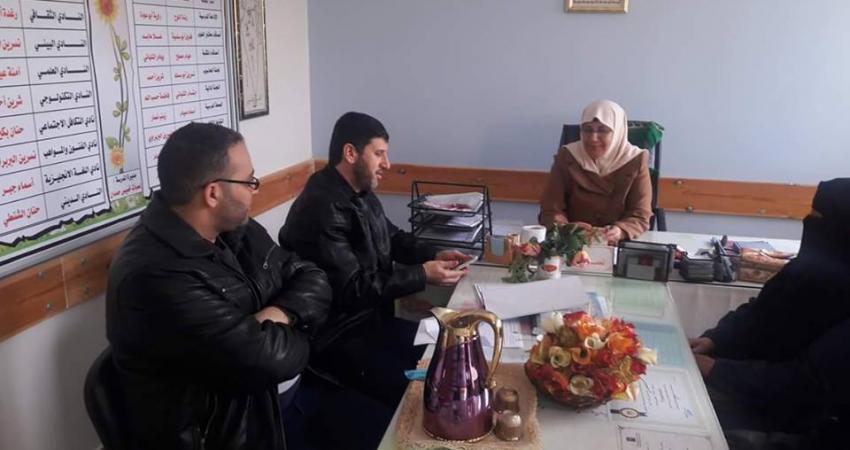 صورة خبر تقديم حماس مساعدات مالية لطلبة الثانوية العامة بالمغازي