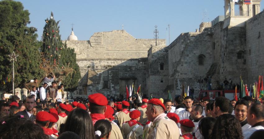 Palestinian_Christian_Scouts_Nativity_Church_in_Bethlehem_Christmas_Eve_2006