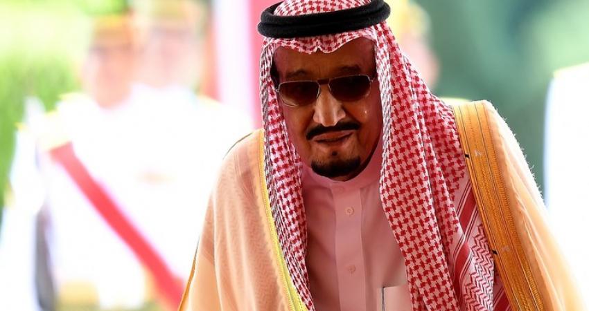 يصل العاهل السعودي الملك سلمان بن عبد العزيز، الأحد 12 مارس/آذار، إلى اليابان، في زيارة تستغرق 3 أيام، في إطار جولته الآسيوية.    الملك سلمان يصل أندونيسيا في زيارة تاريخية إندونيسيا .. الملك سلمان أمام البرلمان الملك سلمان يغادر بروناي بعد زيارة رسمية ال