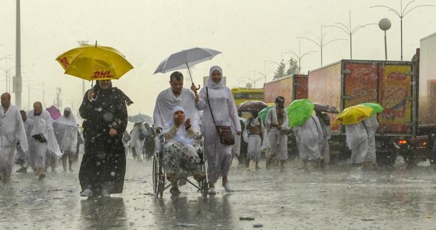 هطول أمطار رعدية وغزيرة على المشاعر المقدسة