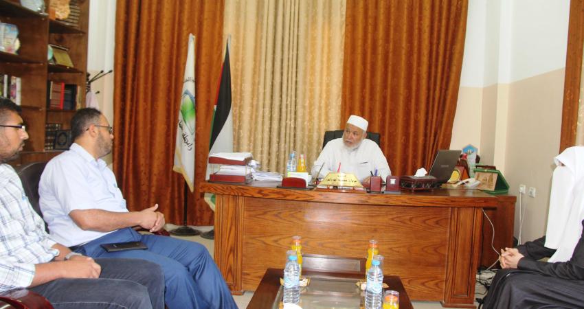 صورة استقبال وفد من الشؤون الاجتماعية