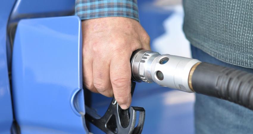 gas-station-727162_1280
