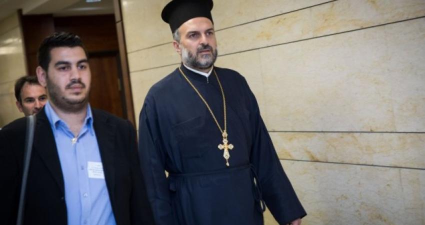 "إسرائيل" تعرض كاهنًا متهمًا بالتحرش الجنسي على جهاز الكذب