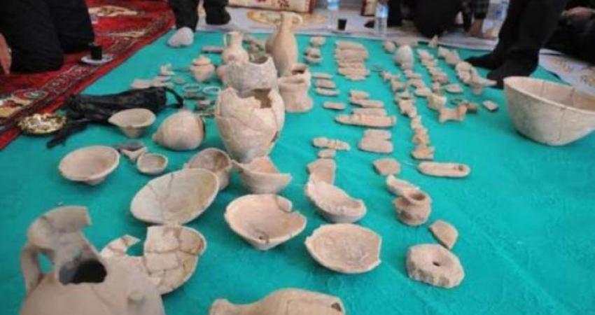 ضبط قطع أثرية بالخليل