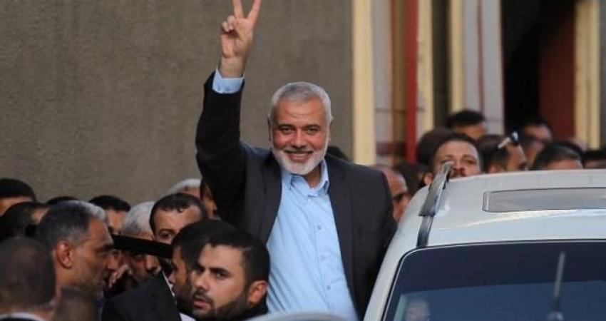 هنية يلتقي بوالدة العروس التي ستُزفّ من منزله