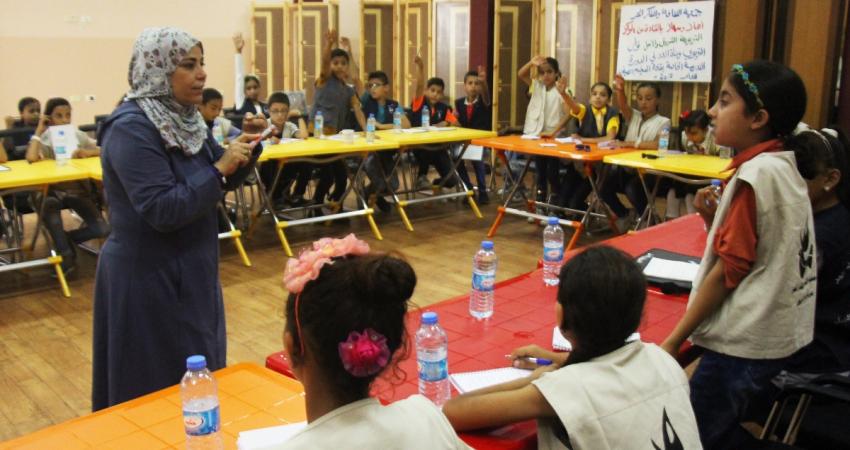 الثقافة والفكر الحر تفتتح دورة لإعداد قادة المخيمات الصيفية