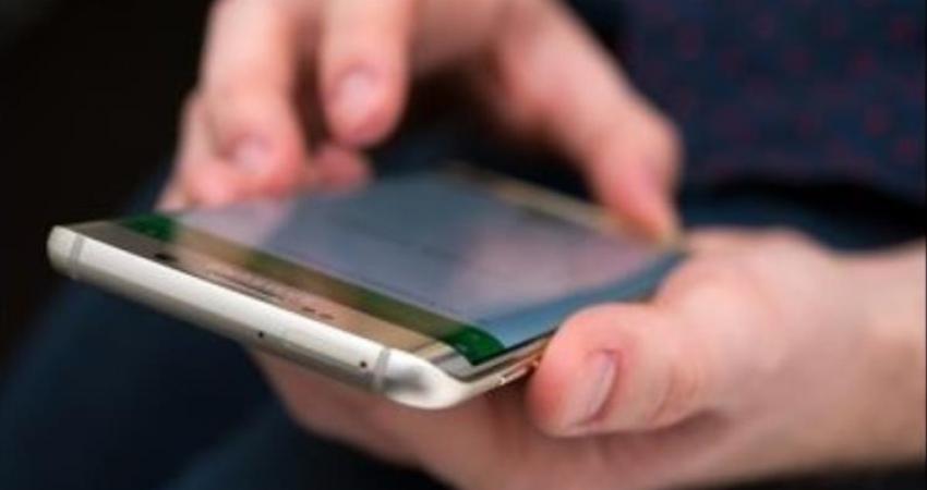 إرجاع الهاتف الذكي إلى إعدادات المصنع لا يكفي لإزالة البيانات بأمان (الألمانية)