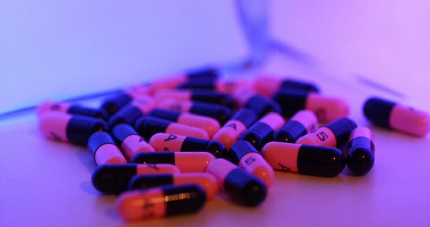 علماء يطورون طريقة جديدة وفعالة لتعاطي الأدوية