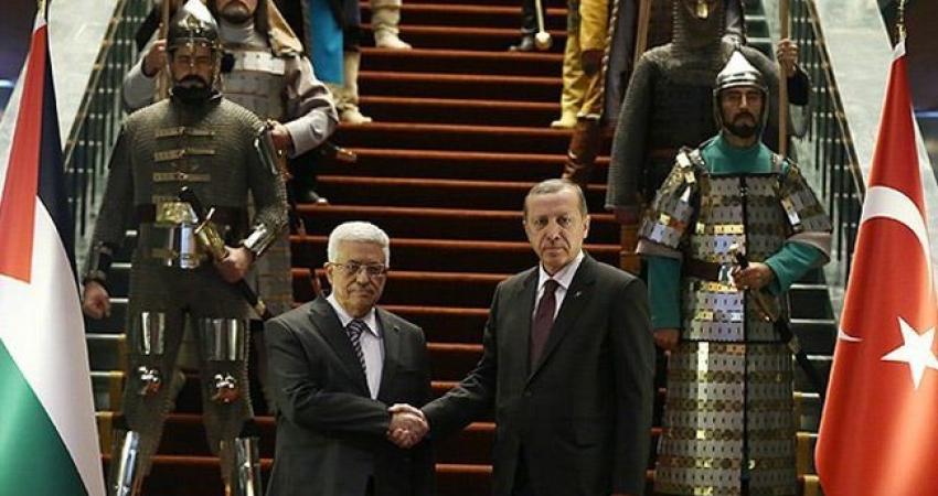 عباس يصل اسطنبول