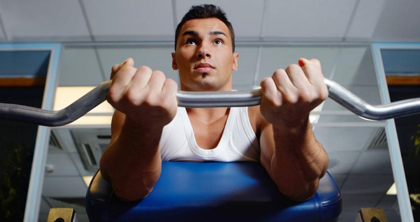 1109-preacher-curl