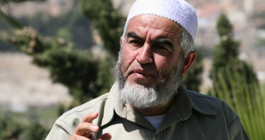 قال رئيس الحركة الإسلامية بالداخل المحتل رائد صلاح إن الحركة الأسيرة هي ضمير الشعب الفلسطيني وضمير مسيرة القضية الفلسطينية وضمير القدس والمسجد الأقصى.  وأضاف "من الواجب علينا أن ندعم حياة هذه المسيرة ففي حياتهم نحيا ويحيا الشعب الفلسطيني وبحياتهم تتجدد في