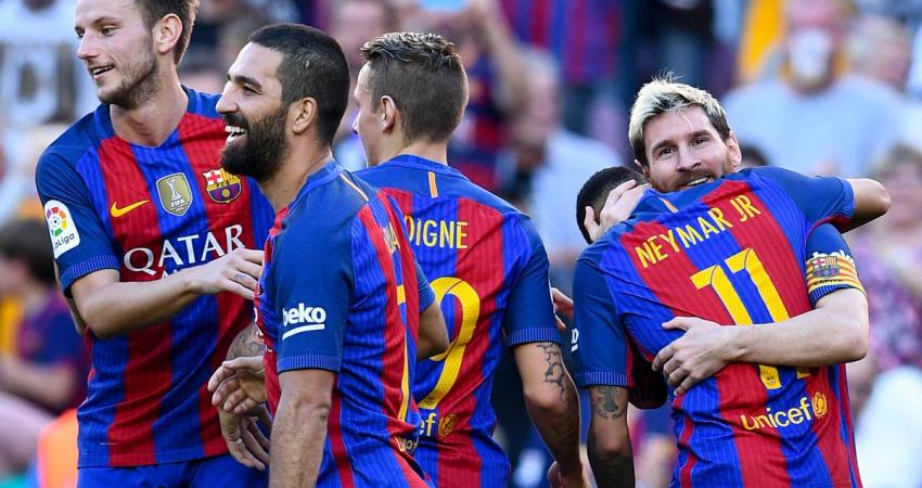 برشلونة يكستح ديبورتيفو ويستعيد ميسي
