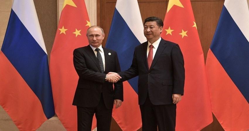 تخطط موسكو وبكين لإنشاء صندوق استثماري مشترك بقيمة 100 مليار يوان (حوالي 14.51 مليار دولار) يهدف لتنمية التعاون بين البلدين.  وجاء الإعلان عن تلك الخطوة في ختام أعمال منتدى 