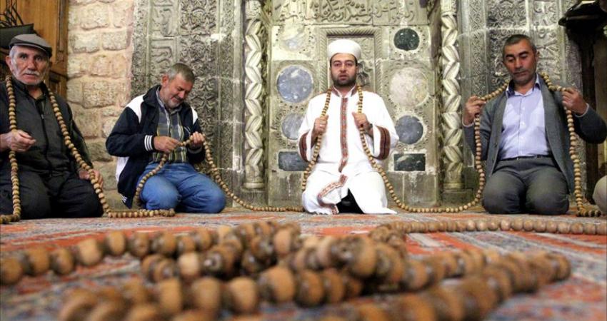 مسبحة أثرية